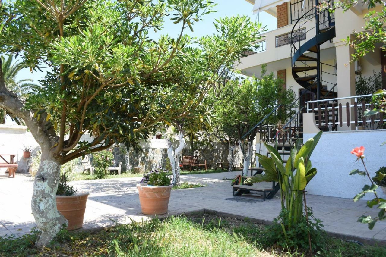 Modern Apartment With Garden Kíssamos Zewnętrze zdjęcie